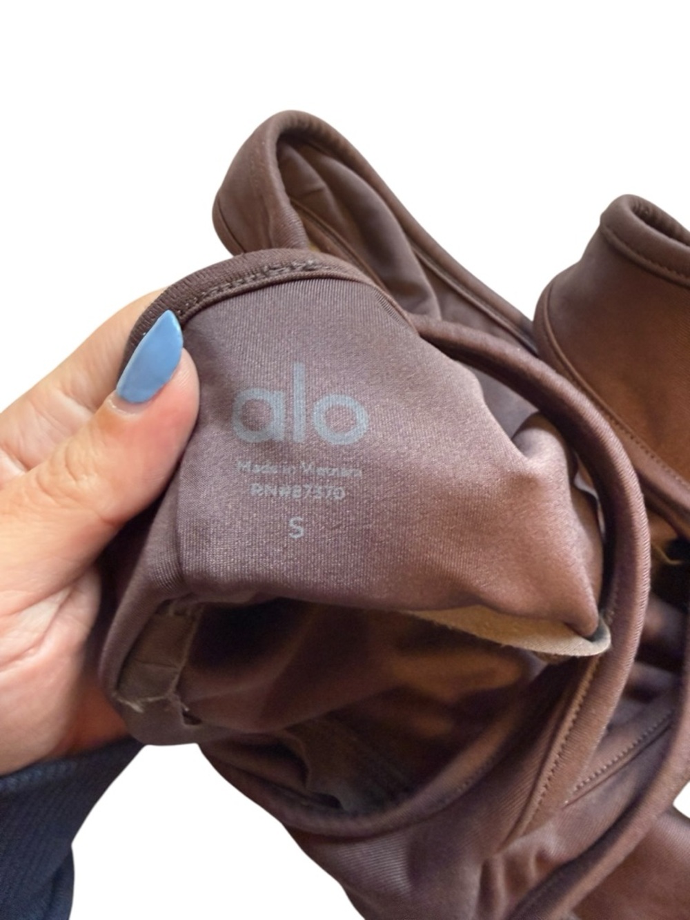 Alo Yoga Wild Thing Bra in Raisin - Picture 6 of 8